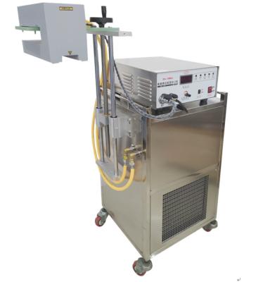 China High Speed Water Cooling Induction Sealing Machine For Pesticide Filling for sale
