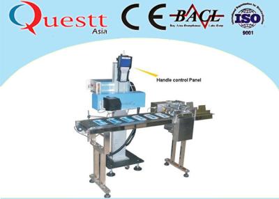 中国 生産ライン用コンベヤー付きフライングファイバーレーザーマーキングマシン有効期限コーディングケーブル印刷 販売のため