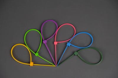 China 60mm / 2.3Inch Multi Color Zip Ties Nylon 66 Cable Ties High Strength for sale