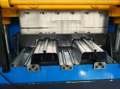 China 0.8 - 1.5mm Thickness Floor Deck Roll Forming Machine CNC Roll Forming Machine for sale
