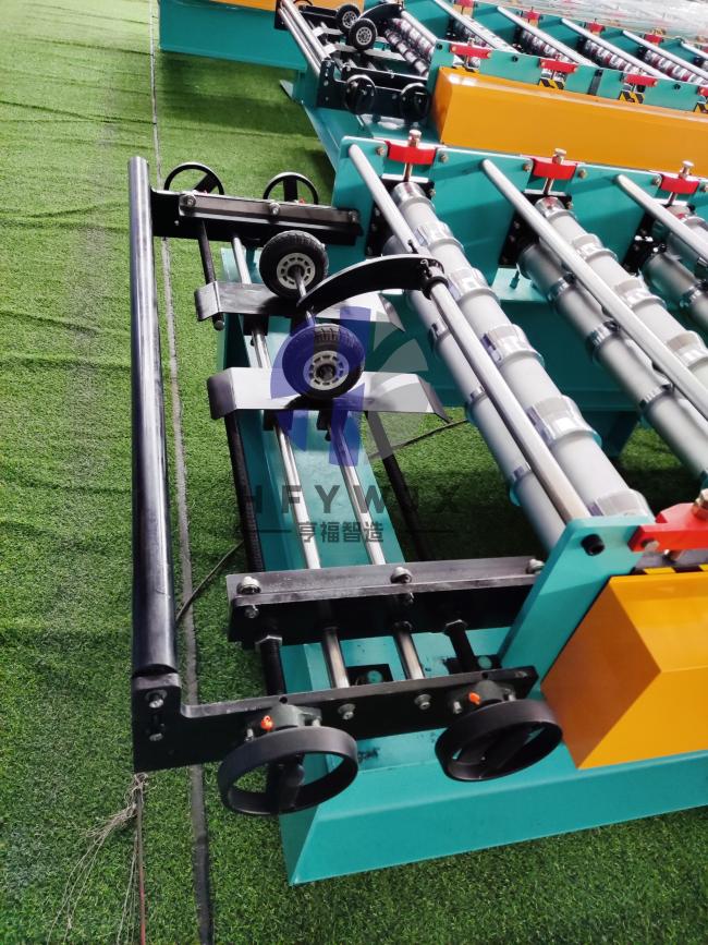 Trapezoidal Roof Sheet Machine - Operational View