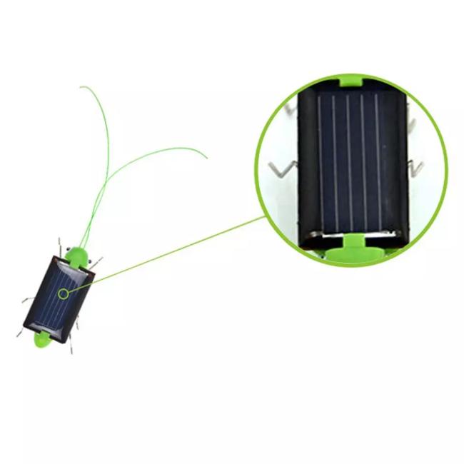 2023 New Arrivals Toys Green Color Solar Grasshopper Solar Powered Small Toys Promotional Toys
