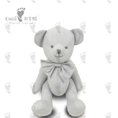 Chine Bébé 100% commun d'ours de poupée de peluche d'ours de polyester de jouet de peluche de poupée de 24 x de 18cm à vendre