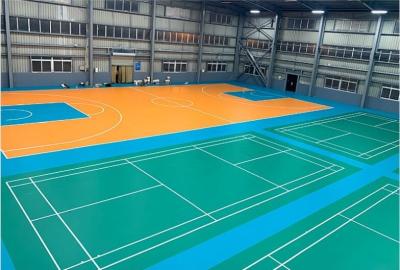 China Suelo del gimnasio del vinilo de la capa 6m m el 15m×1.8m del polietileno en venta