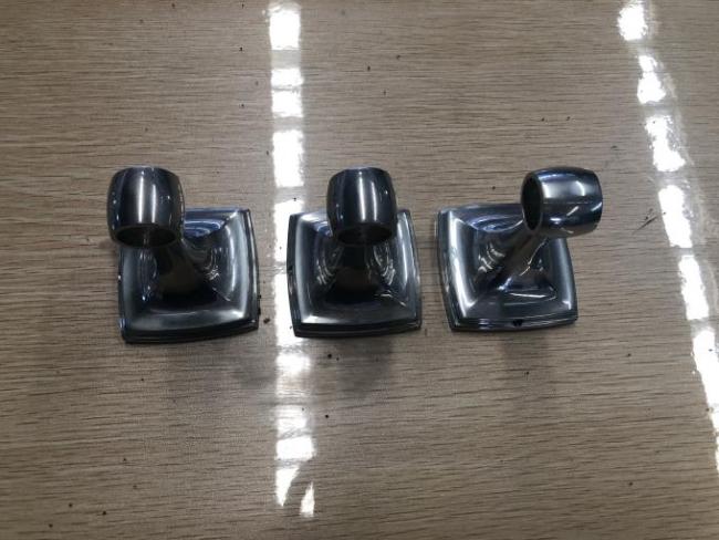 CNC Automatic Polishing Machine For Auto Spare Parts / Chair Foot / Cooking Pot 2