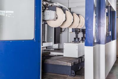 China Dimensões automáticas da máquina de lustro 3000*3200*2800mm do metal do CNC para à venda