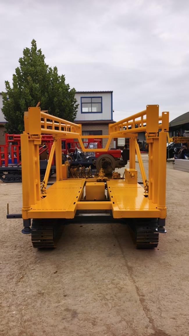 Tracked platform side view