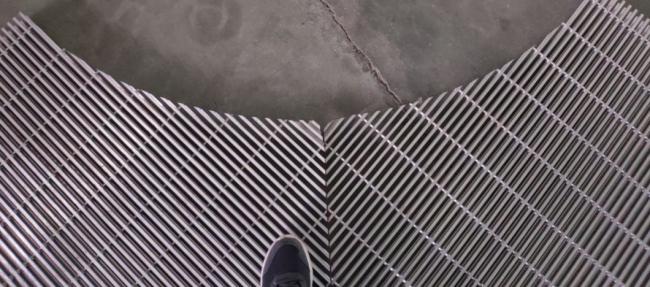 Hot Dipped Galvanized Steel Grating Bar Custom Walkway Stainless Bar Grating