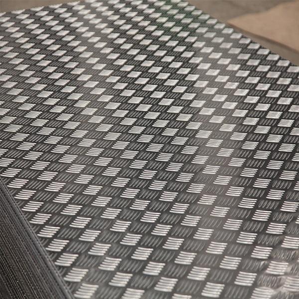 1060 3003 5052 5754 6061 Patterned Aluminum Alloy Checkered Plate Five Rib