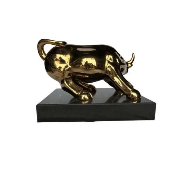Indoor Decor Animal Sculpture Stainless steel Wall Street Bull Statue