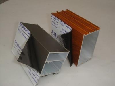 Chine Profil 35m d'extrusion d'Alu revêtement de poudre de film protecteur de tôle de 50 microns à vendre