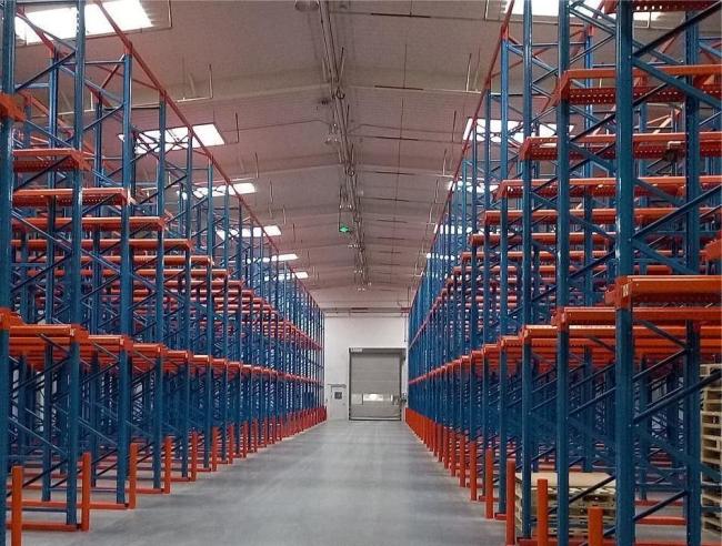 Drive in Push Back Pallet Racking for Warehouse Storage with Pallet