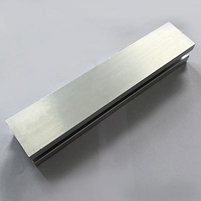 China Snow Load 1.4kn/M2 Aluminium Solar Panel Mounting Rails Anodizing 1.2mm for sale