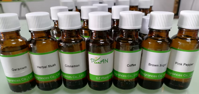 Fragrance oil packaging options