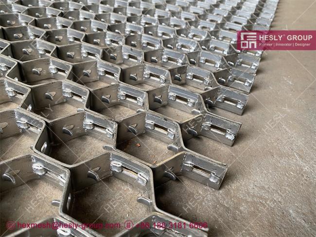 Cyclones Lining Hexmesh