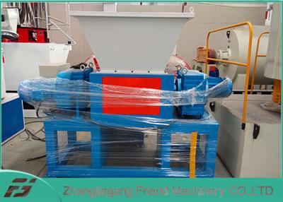 Chine équipement de meulage de plastique de la sortie 500kg/H, bouteille d'animal familier écrasant la machine à vendre