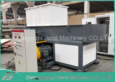 China máquina plástica de la trituradora de la botella de agua de la basura de 37kw 500kg/H de poco ruido en venta
