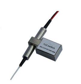 China Interruptor altamente estable de la fibra óptica, interruptor óptico mecánico del solo modo 1x2 en venta