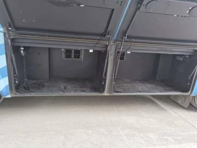 30 Seats Used Diesel/Gas Luxury Passenger Bus Price with Left/Right Hand Drive