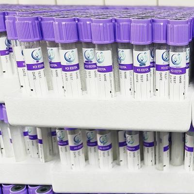 Chine Tube de prélèvement sanguin EDTA sous vide à bouchon violet K3 EDTA 3.2mg/ml Tube à essai en plastique à vendre