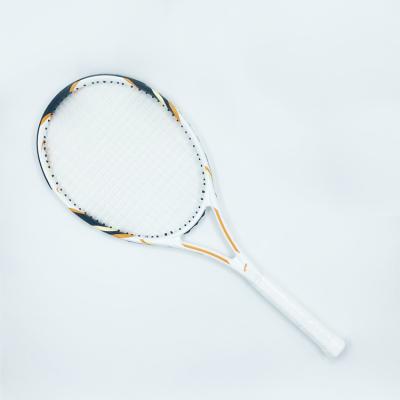 China Raquete de tênis de alta qualidade China Fábrica por atacado Preço favorável Boa reputação Raquete para jogo diário à venda