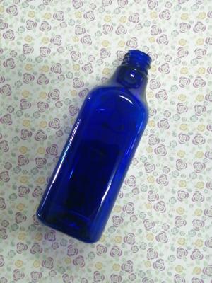 China 300ML Refillable Shampoo Conditioner Body Wash Bottles Round Shape for sale