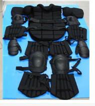 China Black Plastic Anti Riot Suit Uniform For Law Enforcement Officer for sale