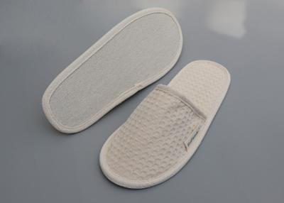 China Biodegradable Disposable Hotel Slippers Suppliers Plastic free for sale