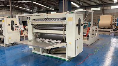 Chine Papier de soie de soie automatique commandé de programme de PLC faisant occasion 100m/Min de machine à vendre