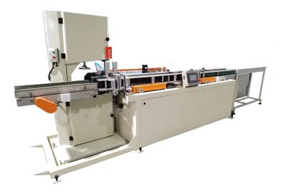 China 220V 50Hz Automatic Tissue Paper Cutting Machine 60Cuts/Min for sale