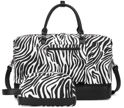 China Women'S Travel Bag Striped Travel Bag Yoga Dry Wet Separation Bag Travel Bag à venda