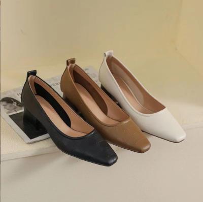 China Casual Leather Women Chunky Heel Shoes Cowhide Lining 5cm Height OEM / ODM for sale