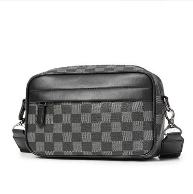China Men's Casual Checkered Messenger Bag Waterproof Dacron Lining and Fashionable Design for sale