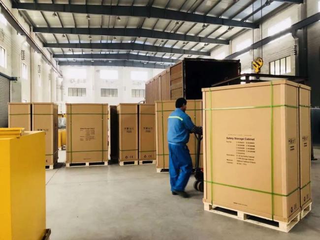 Fire Resistant Stainless Steel Double Door Combustible Flammable Vertical Oil Drum Storage Cabinet for Laboratory Biology Chemistry