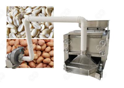 China Groundnut Peeler Nut Cutter Machine Half Peanut Separator 300-500 Kg / H Output for sale