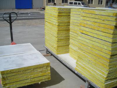 China Adesivo de poliuretano de dos componentes para la unión de paneles de sándwich en venta