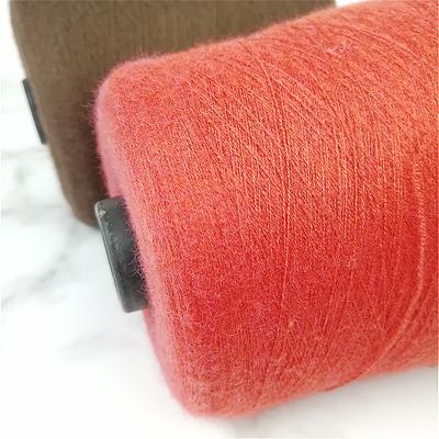 China La viscosa hecha girar base del poliéster mezcló el hilado para el suéter de la alfombra del calcetín en venta