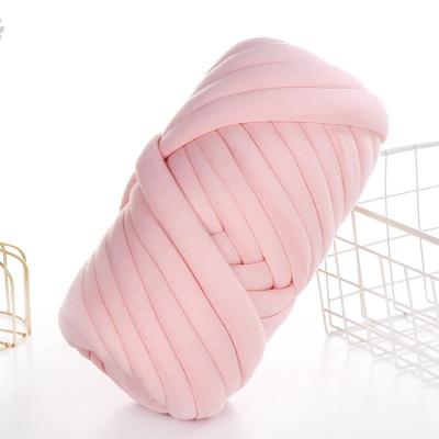 China Chunky Blanket DIY Soft Cotton Strip Filling Yarn Washable for sale