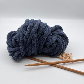 Chine en gros laine 100% chaude molle de l'Islande de polyester pour tricoter à la main la hausse de sports en plein air de chaussettes à vendre