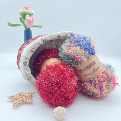 China 100% Polyester Light And Fluffy Glass Yarn For Hand Knitted Doll Cute Hair Clip à venda