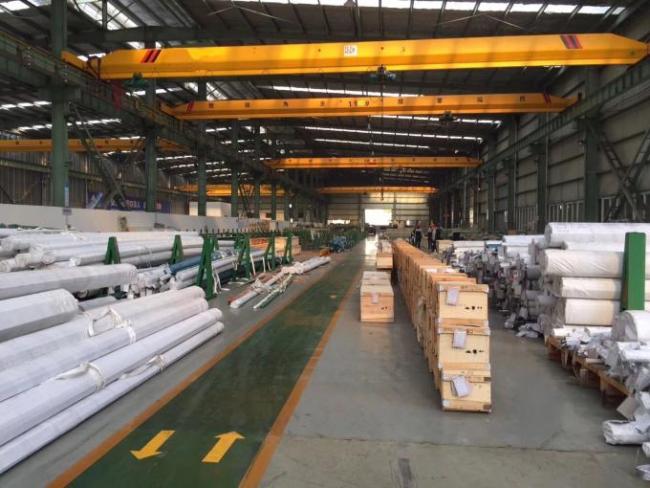 304 | 304L | 304H Stainless Steel Seamless Pipes 1
