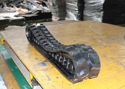 China Small Size Rubber Crawler Tracks 180 X 72 X 38 Mm For Eurocomach / Hanix / Kobelco for sale