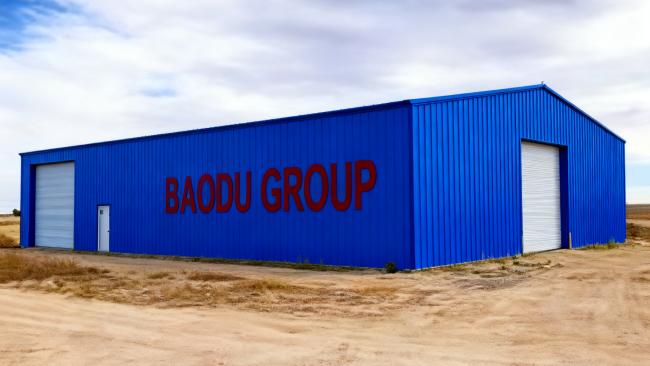 Modern prefab steel building design