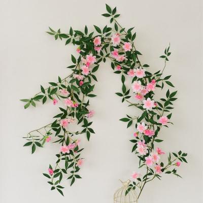 China Rosas simuladas de viñas Falso ramo de flores para los arreglos de cumpleaños en venta