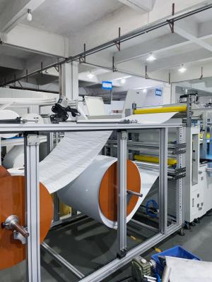 China Máquina de fabricación de filtros de bolsillo trapezoidales planos de ultrasonido para bolsas trapezoidales rectangulares 6KW en venta