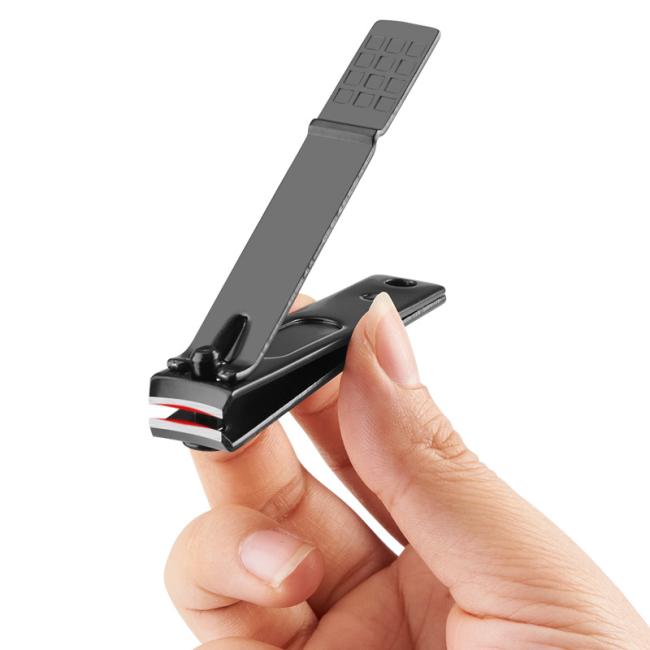 FOCSTAR Competitive Price 3pcs Black Carbon Steel Nail Clipper Nail Cutter Clippers Manicure Tool in Black Metal Box (BT2033)