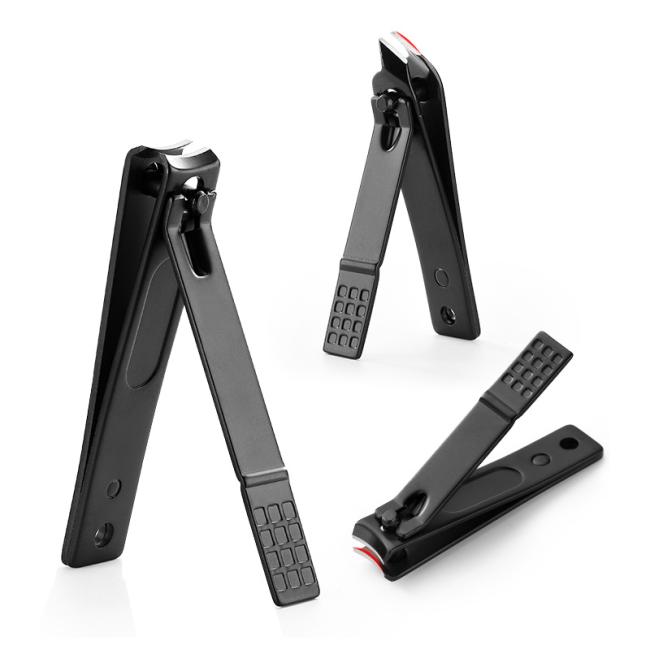 FOCSTAR Competitive Price 3pcs Black Carbon Steel Nail Clipper Nail Cutter Clippers Manicure Tool in Black Metal Box (BT2033)