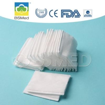 中国 Facial Care Disposable Sterile Makeup Remover Cotton Pads 0.4g 0.5g 0.6g 販売のため