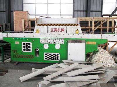 China 1000kg/H Hydraulic Wood Shaving Machine For Animal Bedding Barn à venda