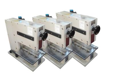 Chine Machine de bandage de transport de V-coupe, machine pneumatique de carte PCB Depaneling à vendre